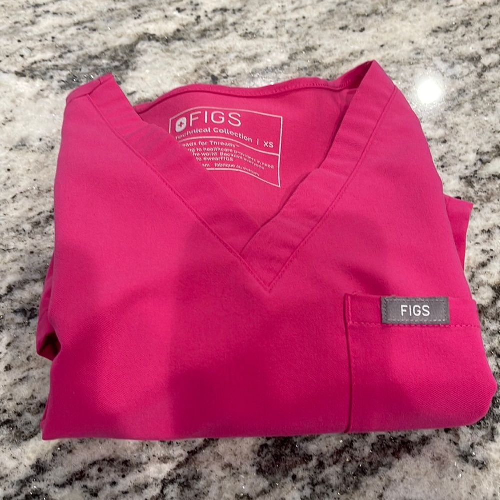 Figs shocking pink scubs xs, xsp